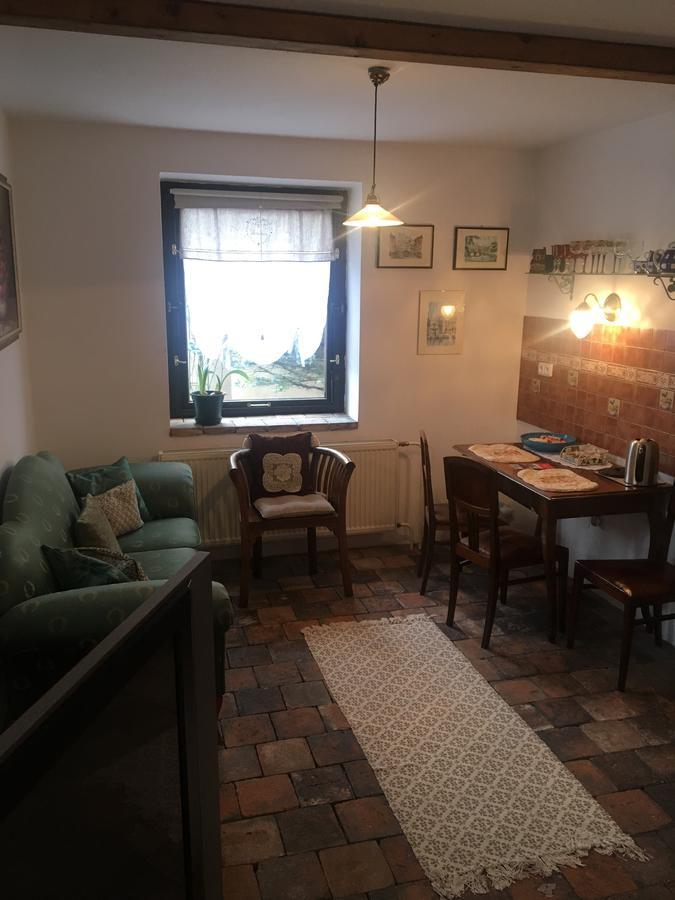 קונטה הורה Apartman Vrchlice מראה חיצוני תמונה