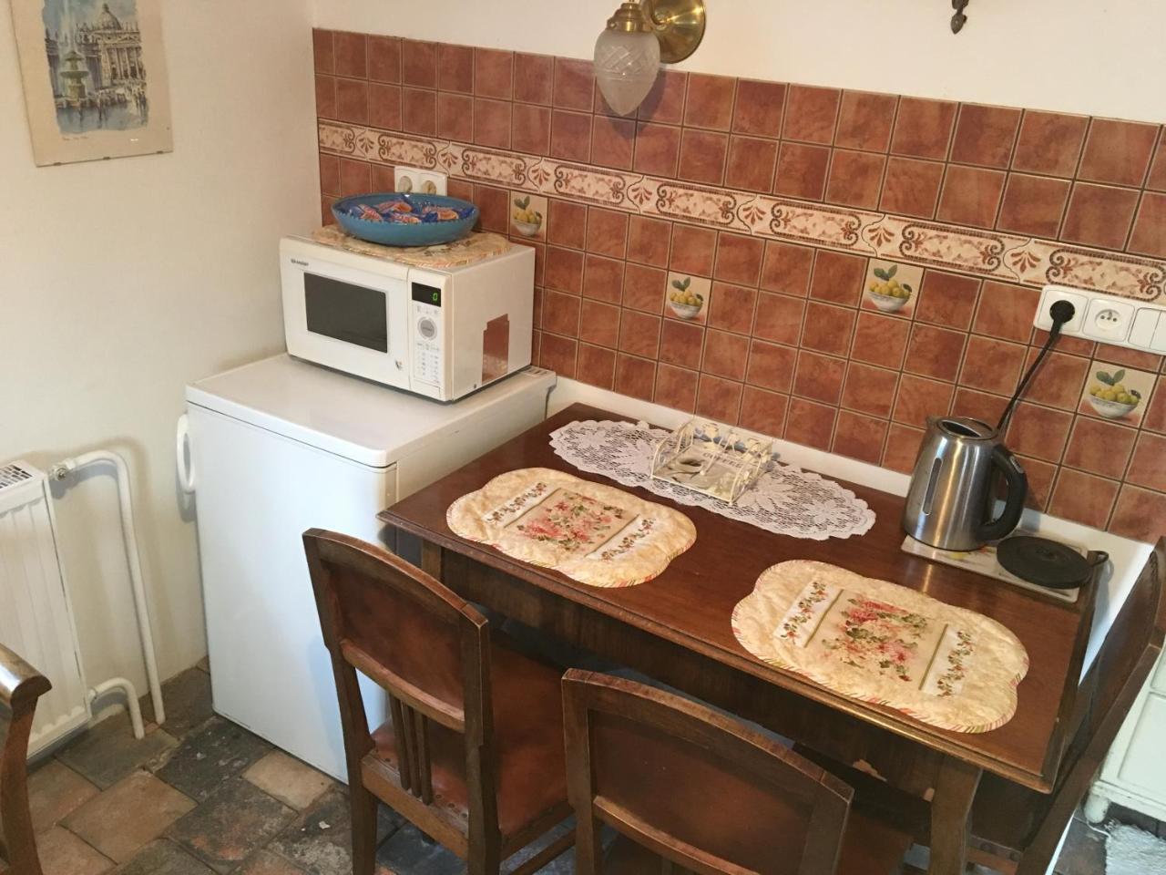קונטה הורה Apartman Vrchlice מראה חיצוני תמונה